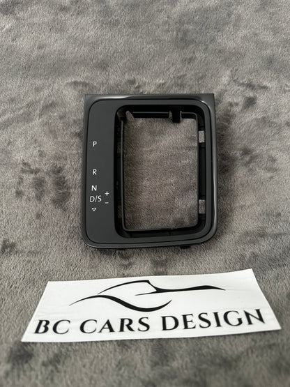 Platine Contour Pommeau de Vitesse DSG - Noir Brillant